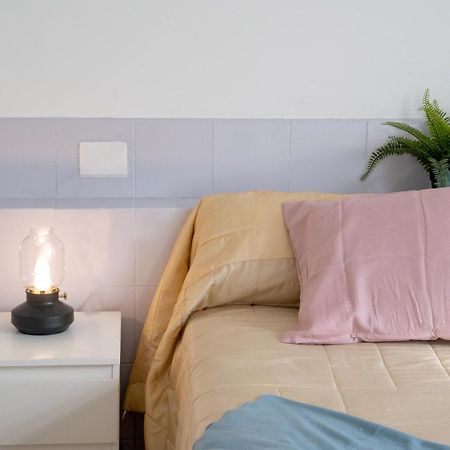 Cutie & Central Air-Conditioning Apartment! 칼레타데푸스테 외부 사진
