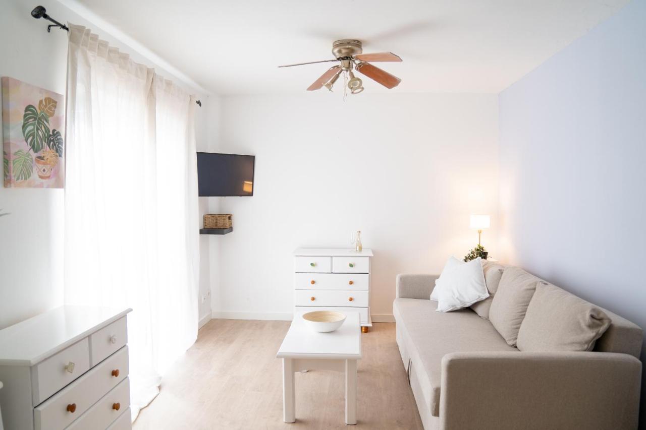Cutie & Central Air-Conditioning Apartment! 칼레타데푸스테 외부 사진